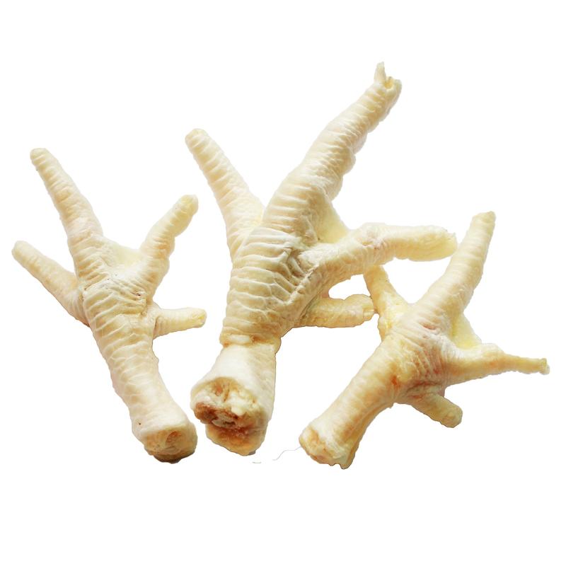 Bezpieczne smakołyki dla pupila: co warto wiedzieć o jedzeniu kurzych łapek przez psy